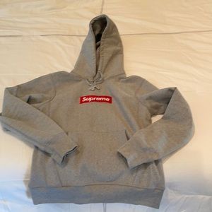 Supreme Hoodie